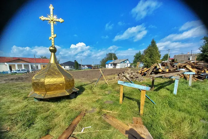 На Ровенщине местные жители уничтожили деревянный храм XVIII века