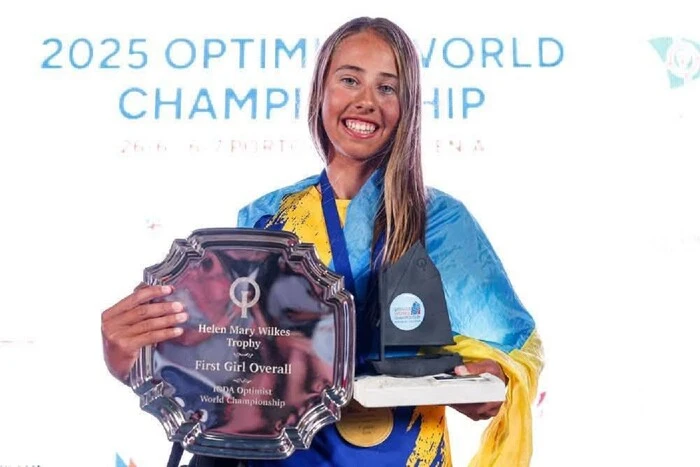 Olha Lubjanska gewann die Goldmedaille der Weltmeisterschaft im Segelsport