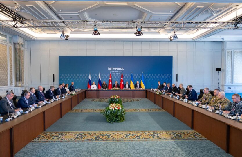 Украина и Россия обменялись документами на переговорах в Стамбуле и готовят новый обмен пленными