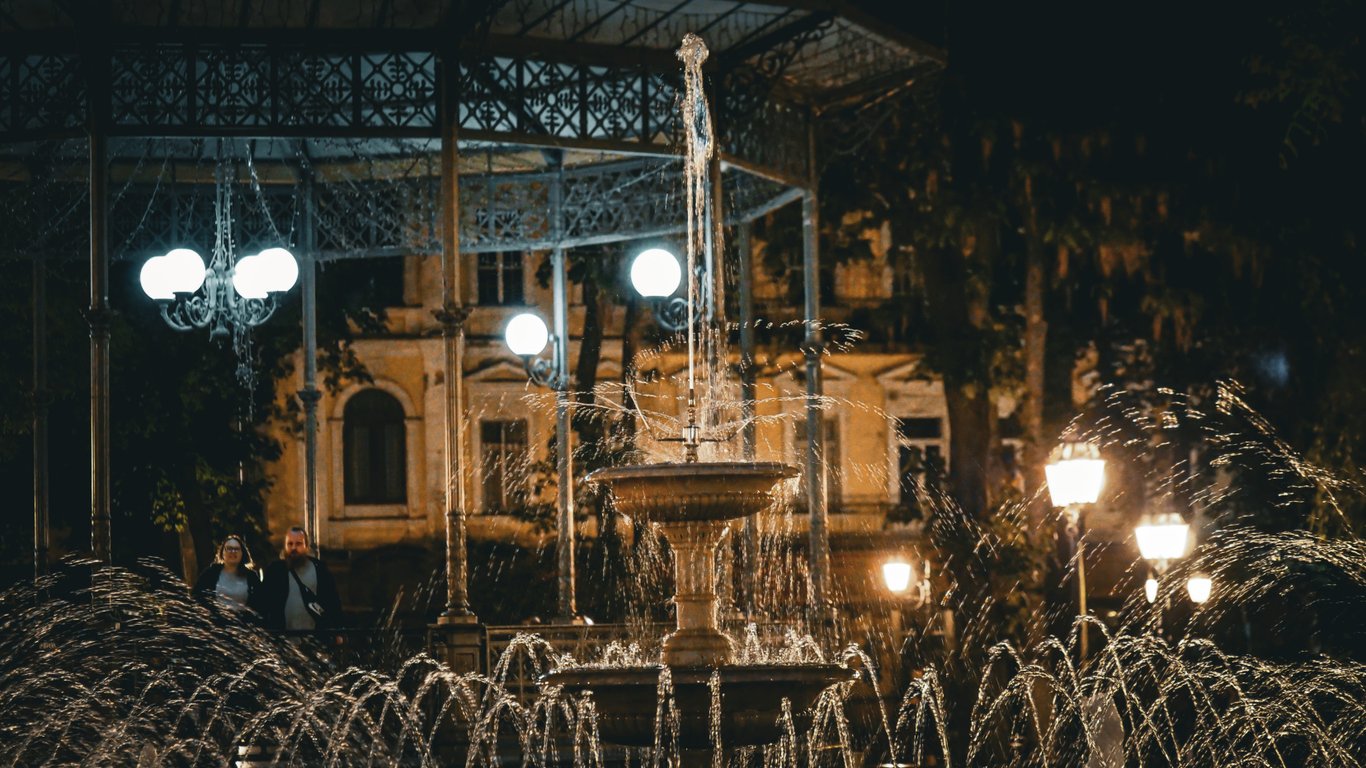 Графіки відключень світла — чи очікують завтра одеситів сюрпризи