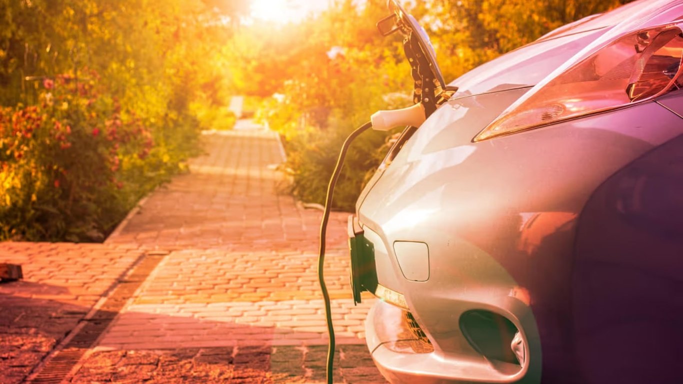 Wie Hitze wirklich das Elektroauto bedroht