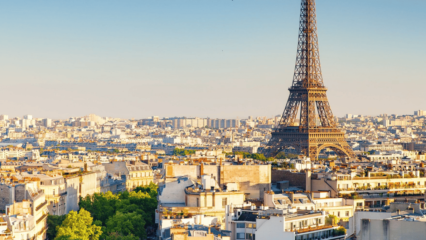 Must-See for Everyone - Top 4 Impressive Free Locations in Paris