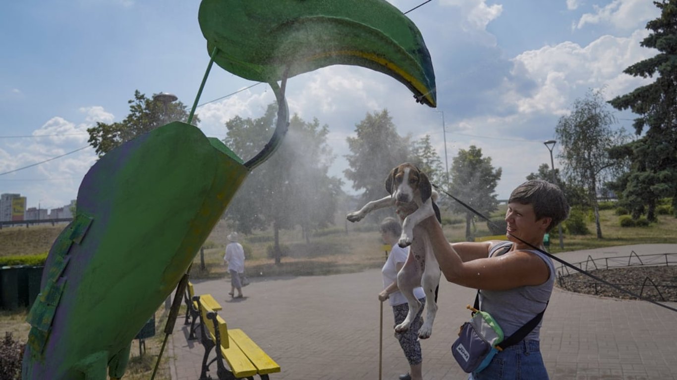 Abnormal heat and rain - weather forecast for today in Ukraine