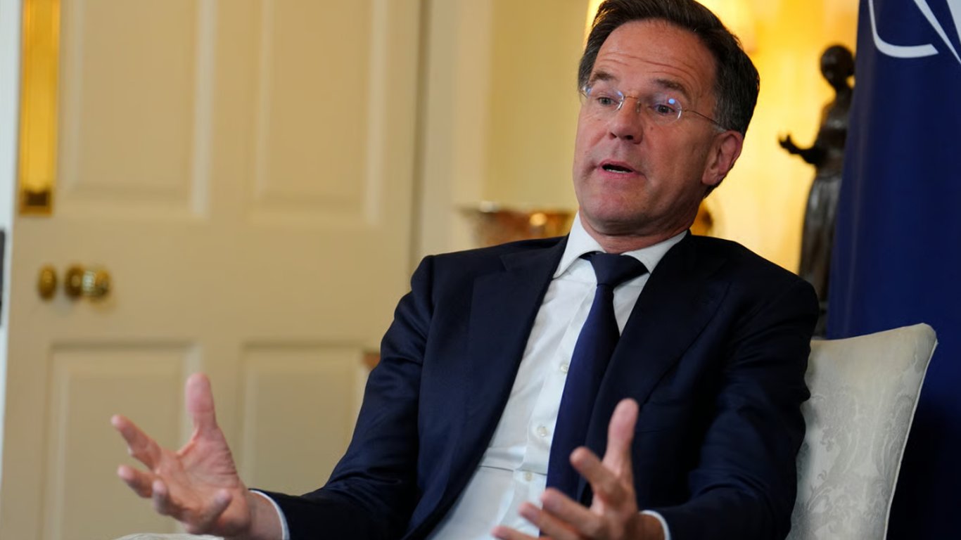 Rutte stated that the RF brought a historian to the Istanbul negotiations