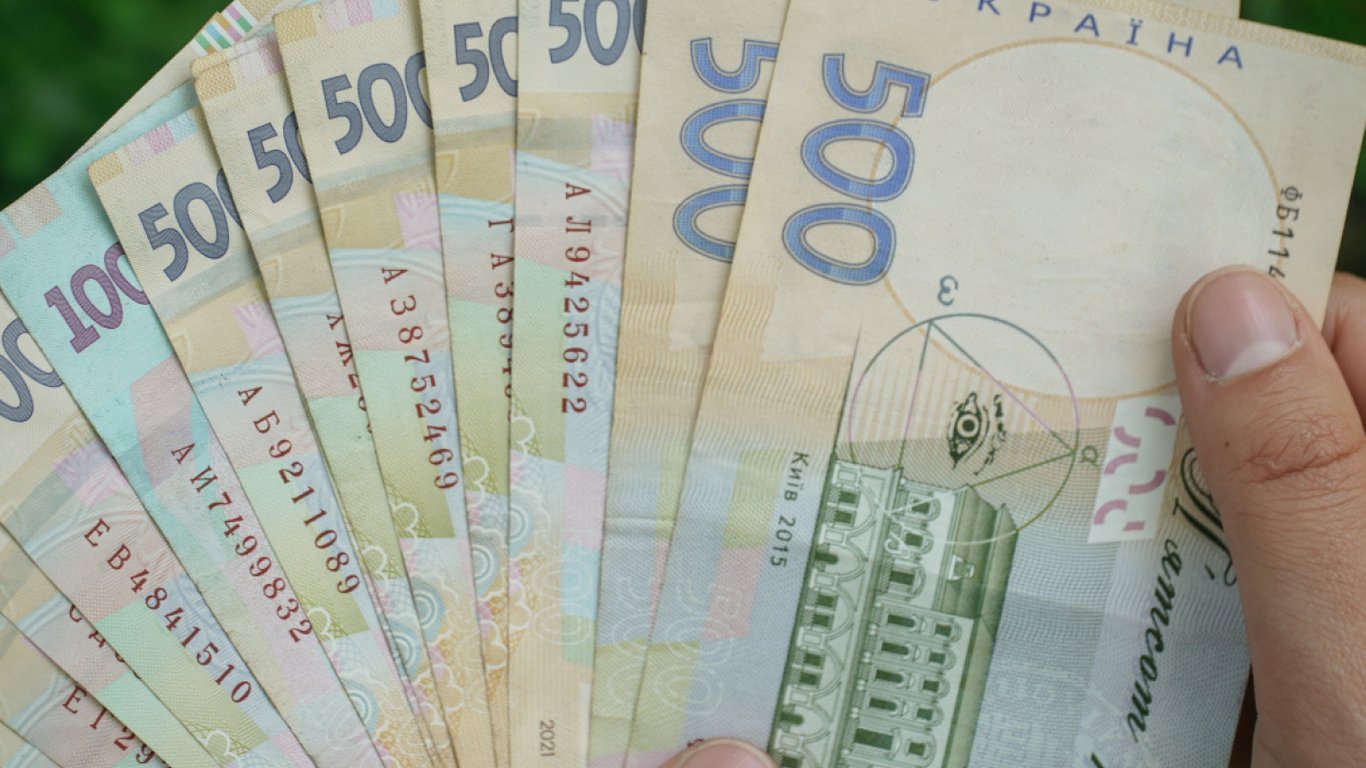 Pomoc na przygotowanie do zimy - kto i gdzie otrzyma 19 tys. UAH
