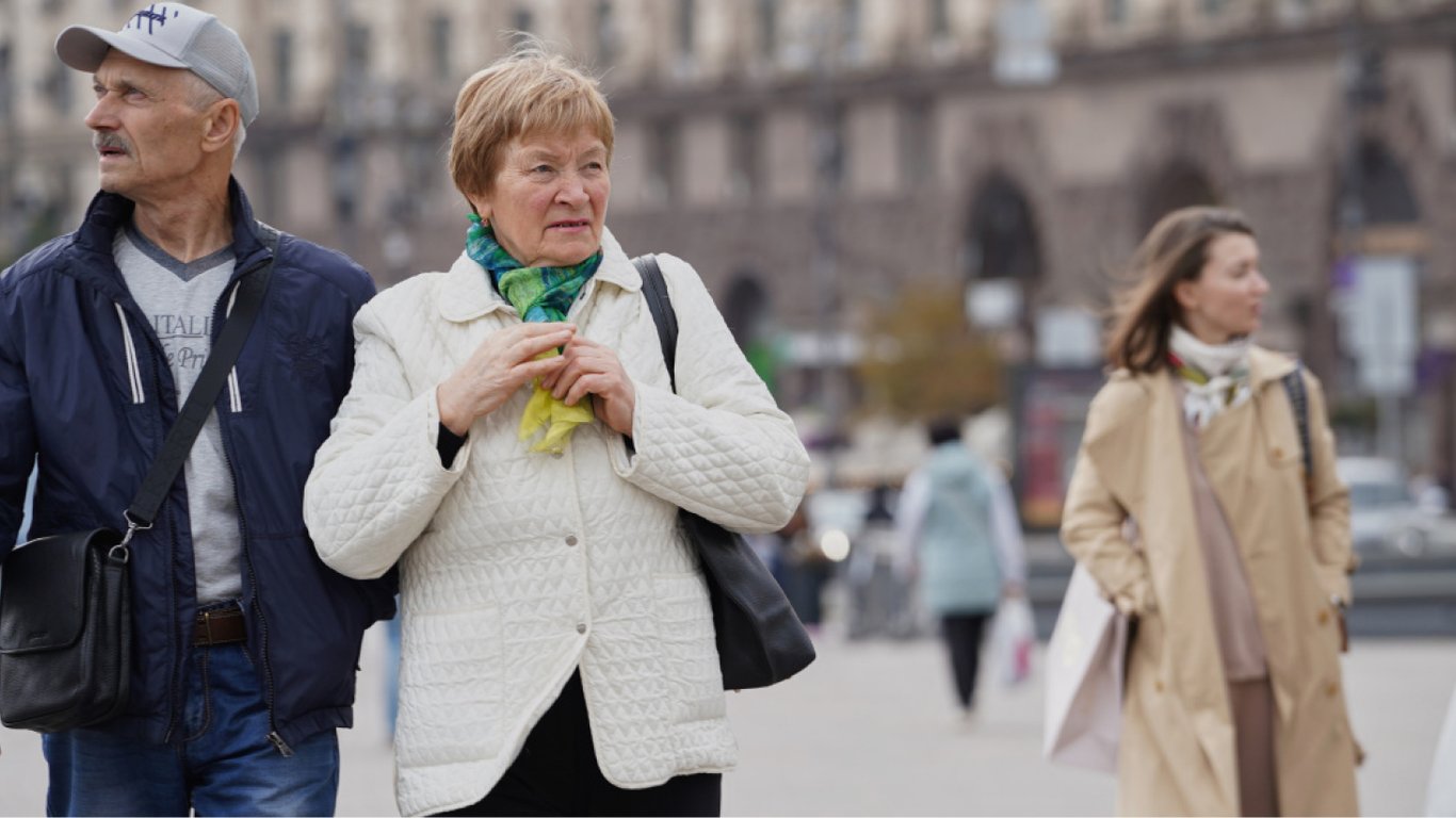 Пенсії до 100% від середньої зарплати — хто має право